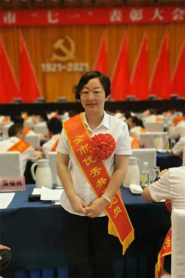 全市優(yōu)秀黨務(wù)工作者涂春珍：巾幗何須讓須眉，敢同日月?tīng)?zhēng)光輝