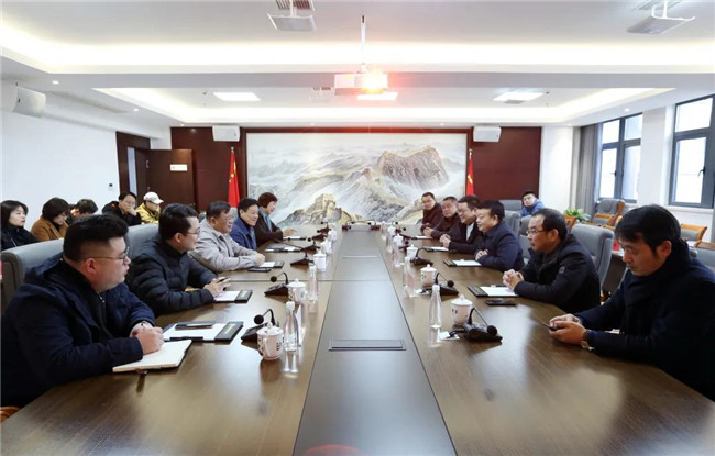市國(guó)資委黨委書記、主任朱平生帶隊(duì)走訪慰問城投集團(tuán)