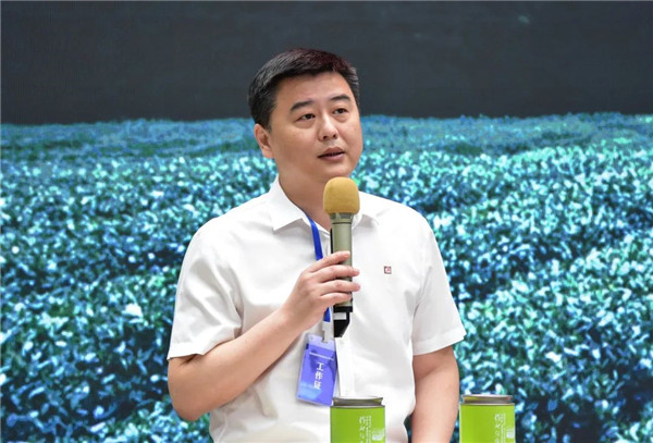 新理念、新時(shí)尚、新方式、新感受——德宇集團(tuán)舉行2022得雨活茶新品發(fā)布推廣會(huì)